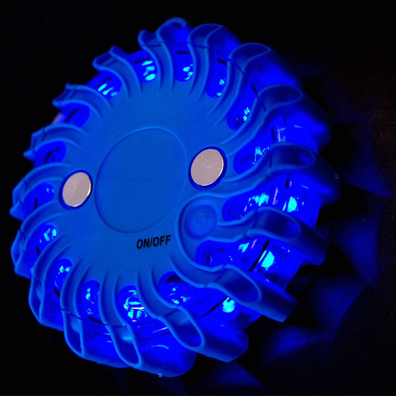 https://www.gluehbirne.de/media/image/product/1821/lg/led-warnlicht-warning-light-mit-aaa-batterie-blau.jpg